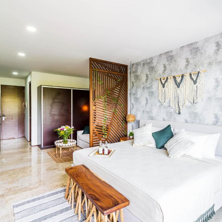Tulum City Apartments at Menesse Tulum - Estudio con balcón - 8
