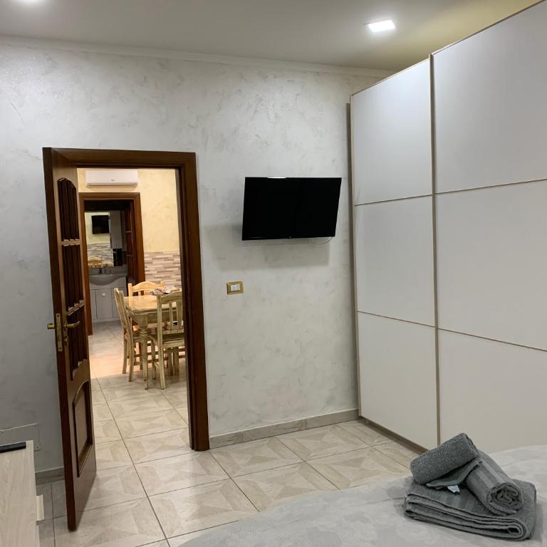 Crystal House - One-Bedroom House - 20