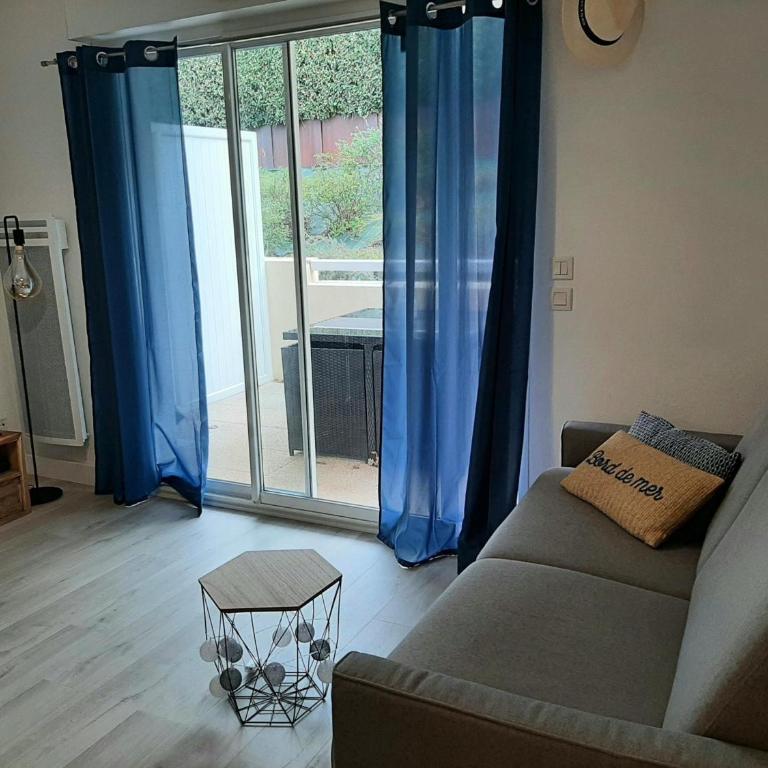 Appartement cosy avec balcon, proche centre et plages, parking inclus - FR-1-239-896 - Appartement 1 Chambre - 6