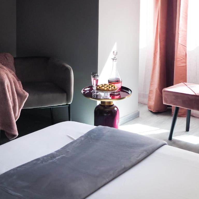 C'est La Vie Suites - Camera Deluxe - 2