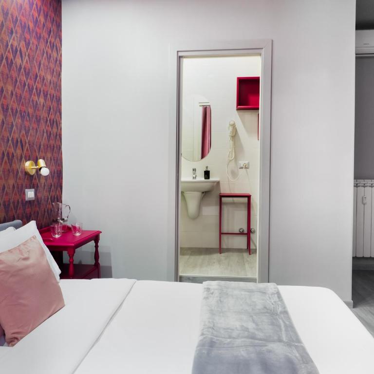 C'est La Vie Suites - Camera Deluxe - 19