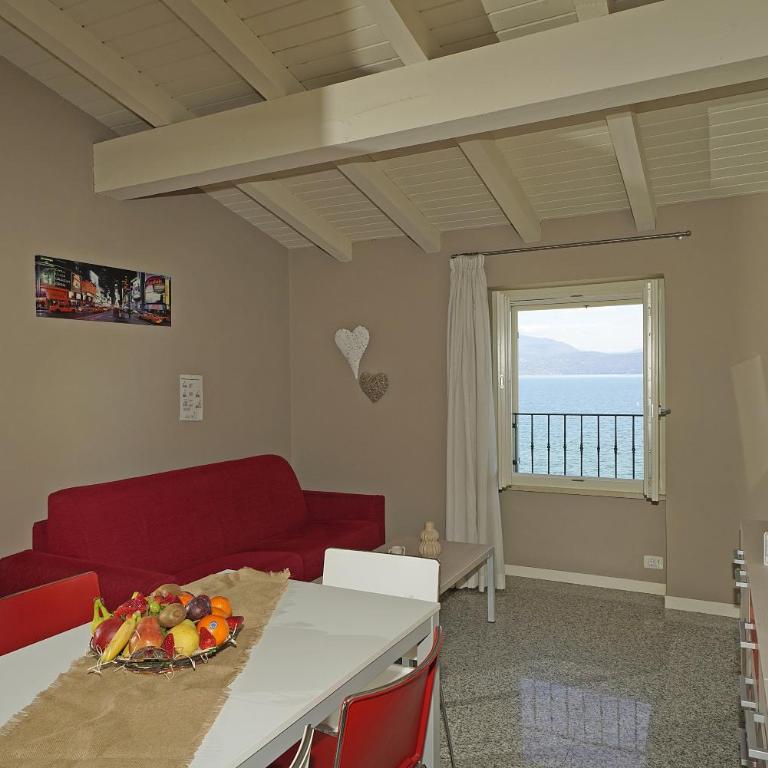 Onda Blu Resort - Appartamento con 2 Camere da Letto e Vista Lago - 1