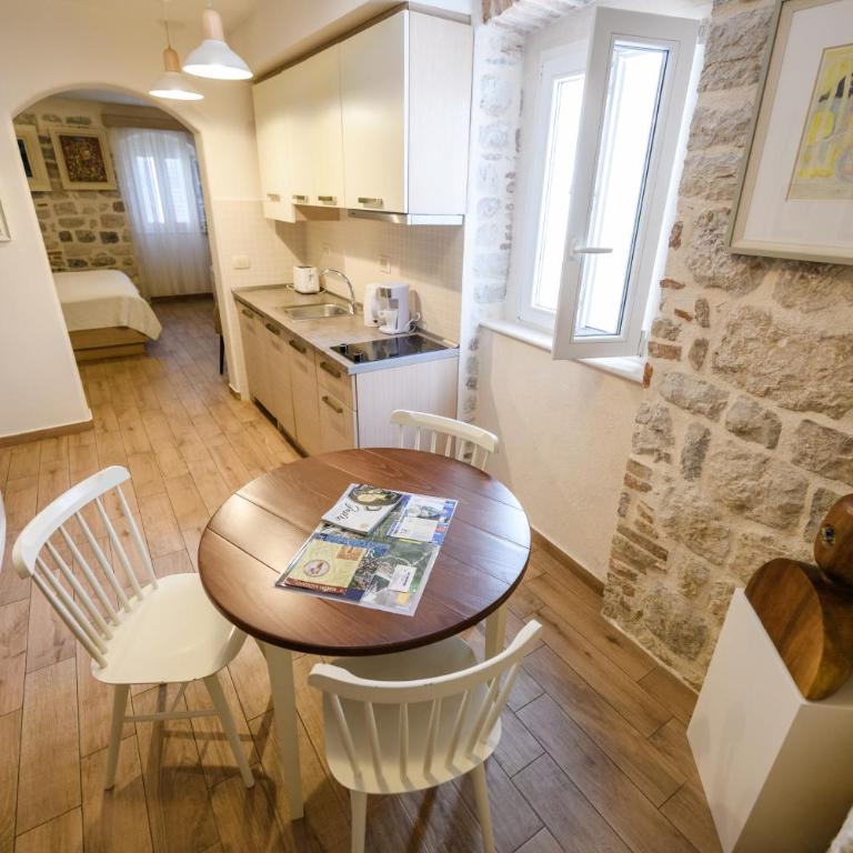Apartmani Art Karampana - Superior Studio - 20