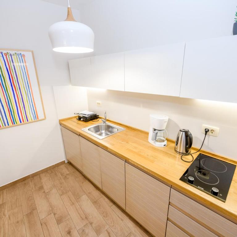 Apartmani Art Karampana - Apartment with Balcony - 24