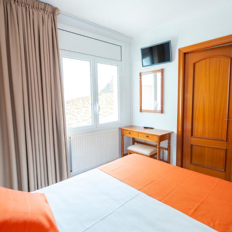 Hotel Risech - Habitación Triple - 5