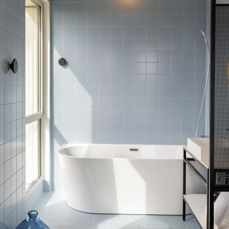 JOST Hôtel Bordeaux Centre Gare Saint Jean - Chambre Deluxe - JOST COLLECTION - 6