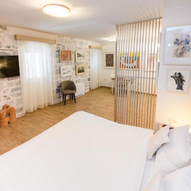 Apartmani Art Karampana - Deluxe Studio - 25