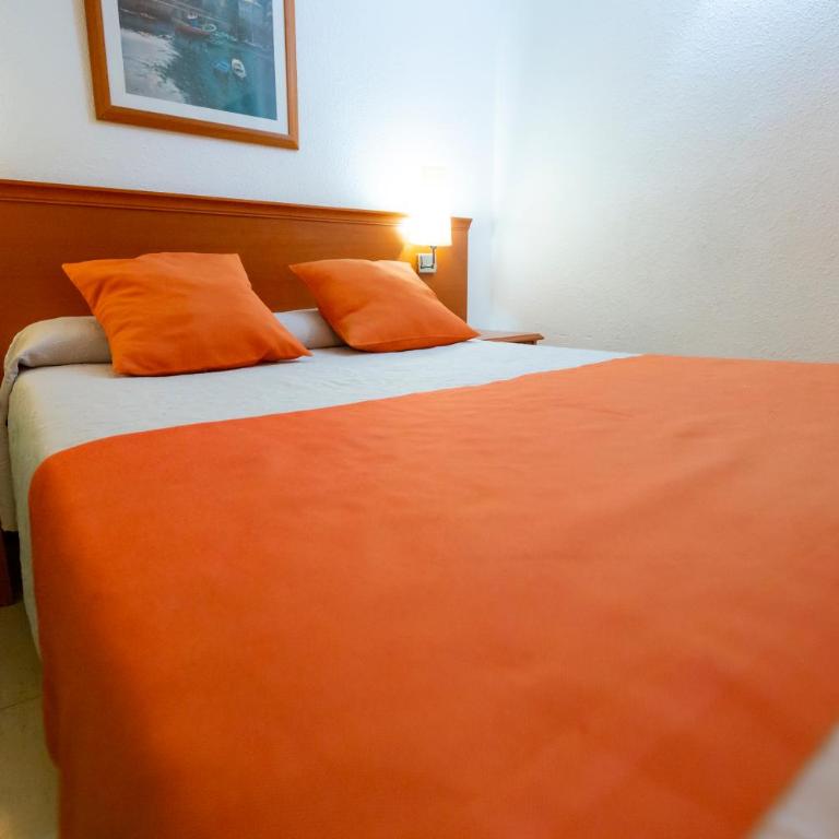 Hotel Risech - Habitación Económica Doble (sin vistas) - 1 o 2 camas - 7