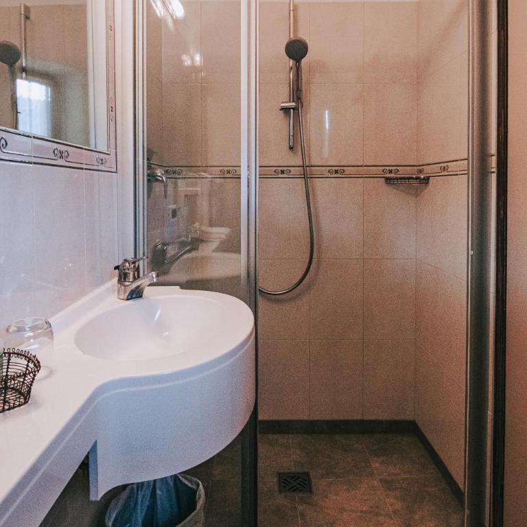 Hotel Planac - Camera Matrimoniale Standard - 5