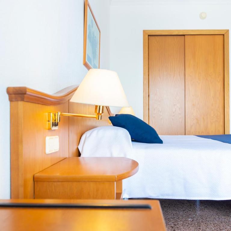 Hotel Ramblamar - Habitación Doble con vista parcial al mar - 1 o 2 camas - 8