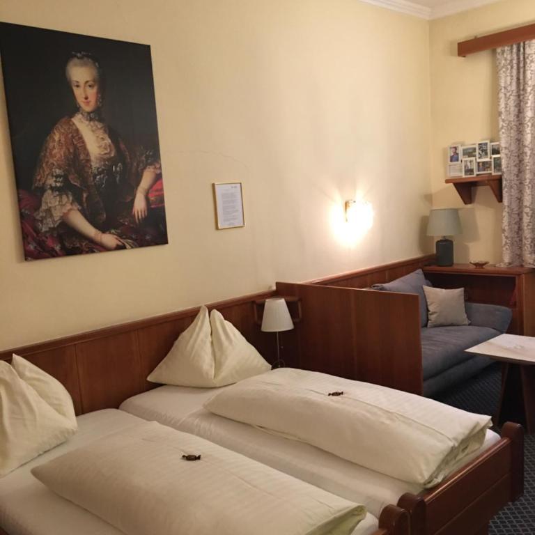 Cityhotel Ratheiser - Doppelzimmer - 28
