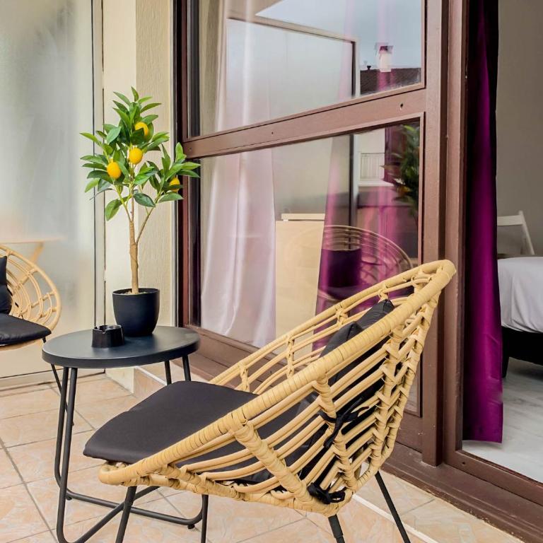 Maya Bay Studio équipé avec climatisation proche gare et centre - Studio avec Balcon - 1