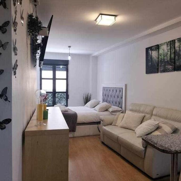 Loft Old City Couples GetAway - One-Bedroom Apartment - 2