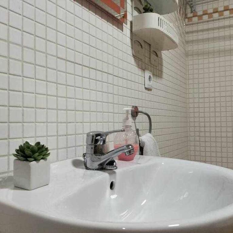 Loft Old City Couples GetAway - One-Bedroom Apartment - 30