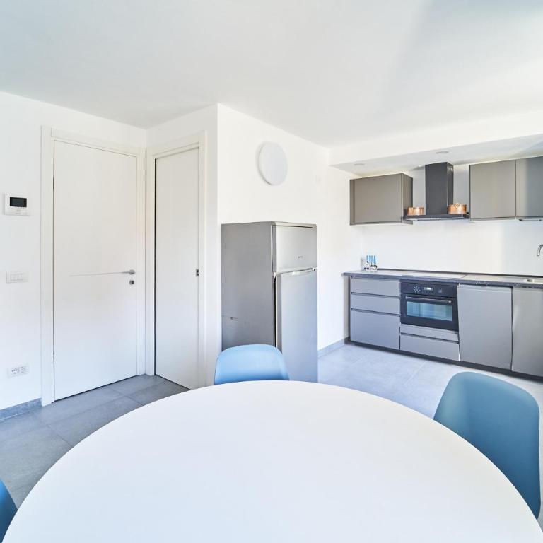 LA POMELLA - Estudio con terraza - 6