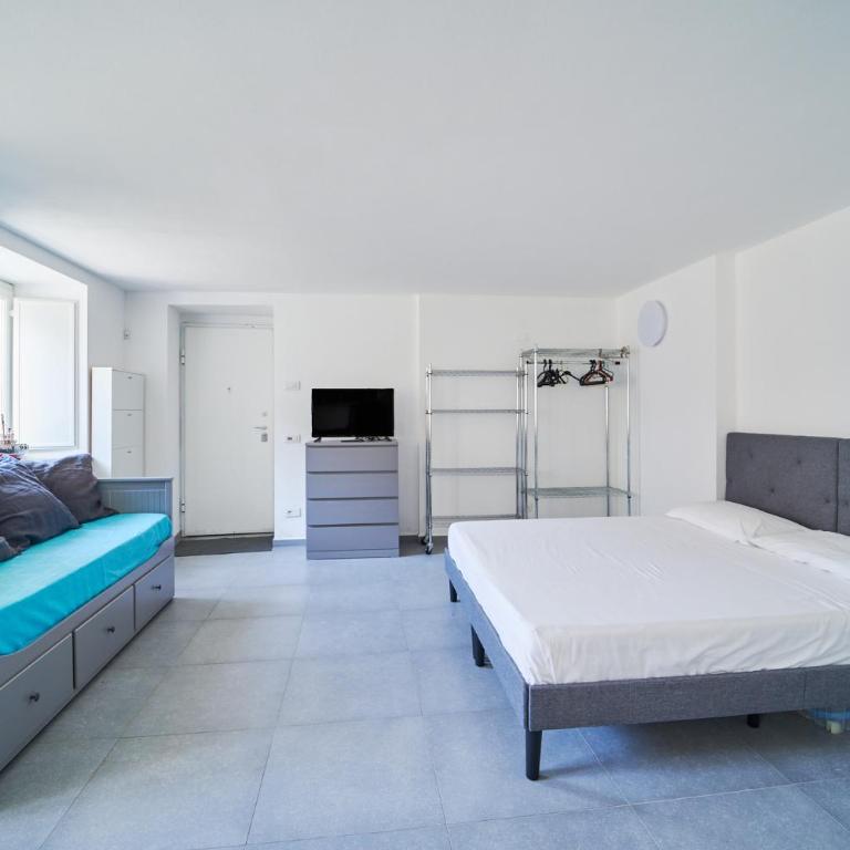 LA POMELLA - Estudio con terraza - 7