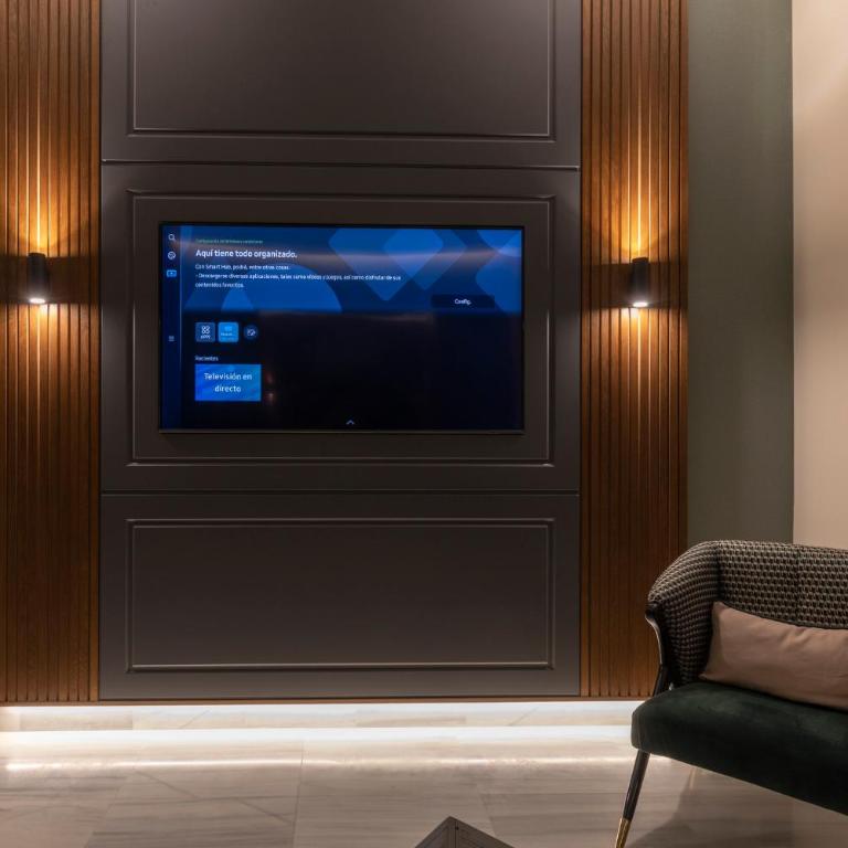 BiBo Suites Real Chancilleria - Collection Three-Bedroom Apartment - 22