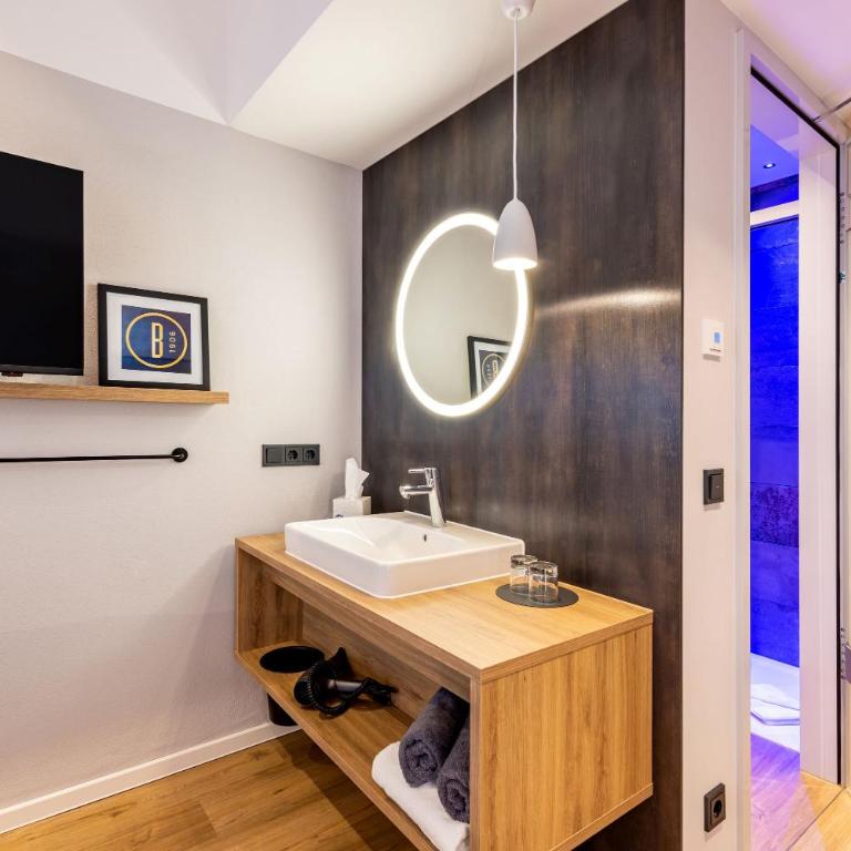BOLLWERK Lifestyle Hotel, automatisiertes Hotel mit Self Check In - Superior Studio - 2