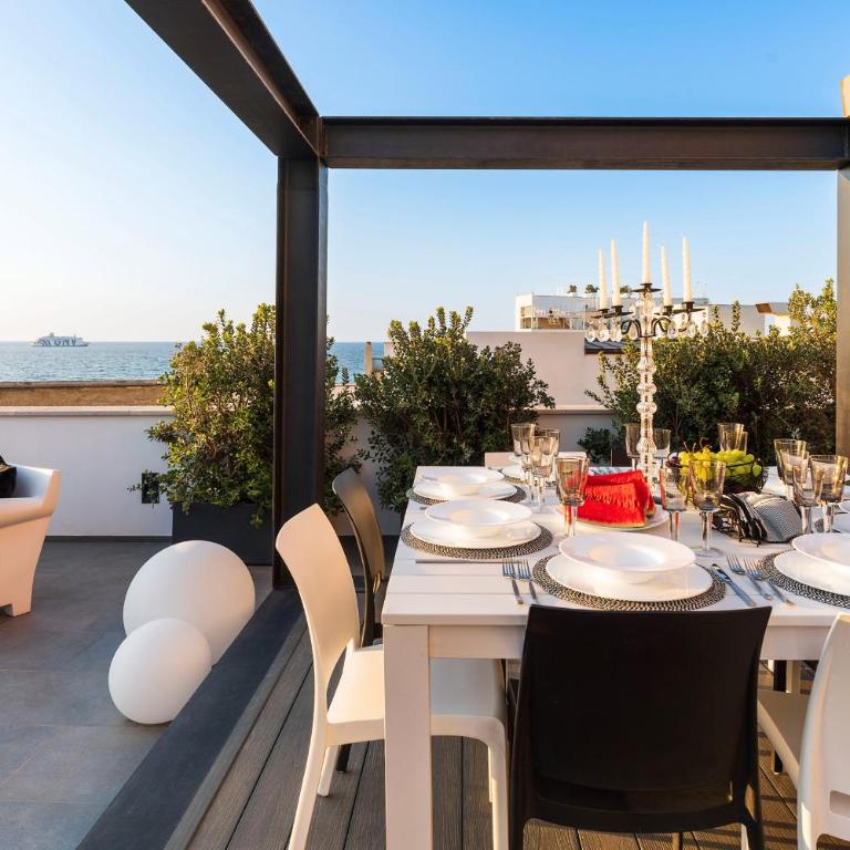 Dimora al Duomo - Three-Bedroom Apartment - 14