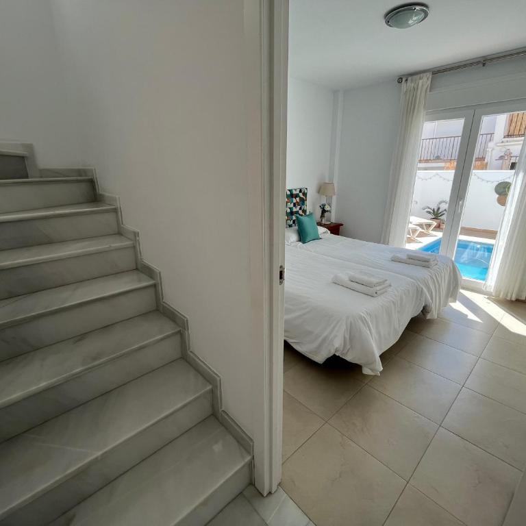 Nerja Paradise Rentals - Villa Zafiro - Villa - 25
