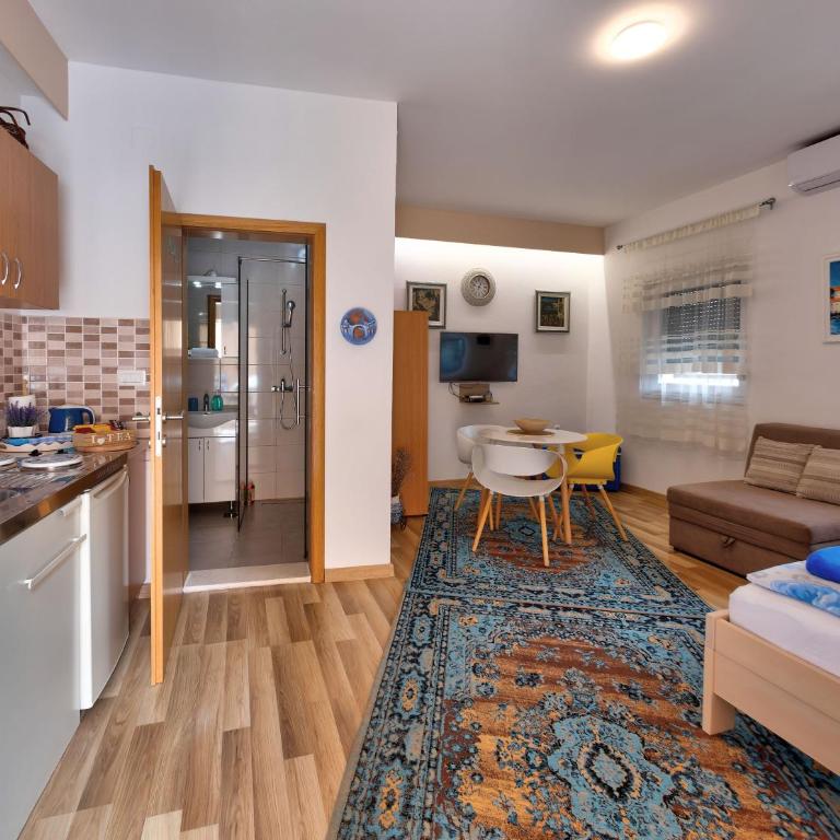 Villa Acapulco - Studio Apartment - 8
