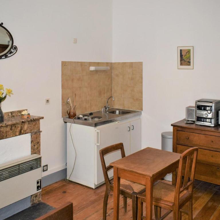 3 Bedroom Awesome Apartment In Cauterets - Appartement 3 Chambres - 9