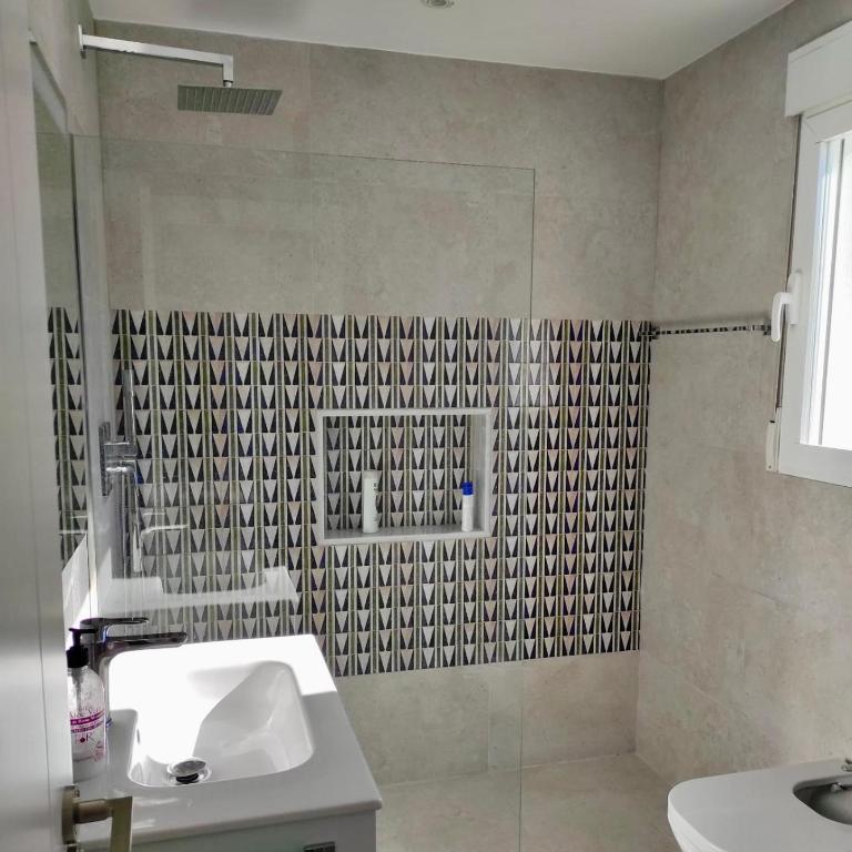 Casita moderna a escasos metros de Playa Terranova - Casa de 3 dormitorios - 9