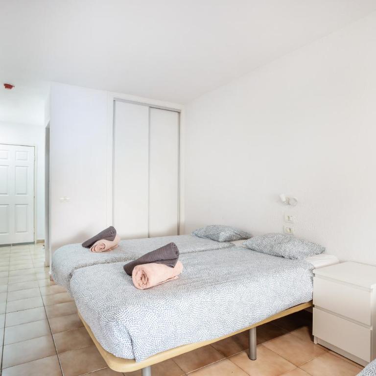 Castle Harbour Cozy Studio Heated Pool Los Cristianos LoveTenerife - Estudio con vistas a la piscina - 13