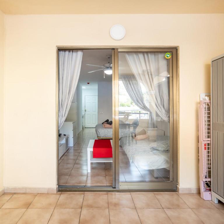 Castle Harbour Cozy Studio Heated Pool Los Cristianos LoveTenerife - Estudio con vistas a la piscina - 22
