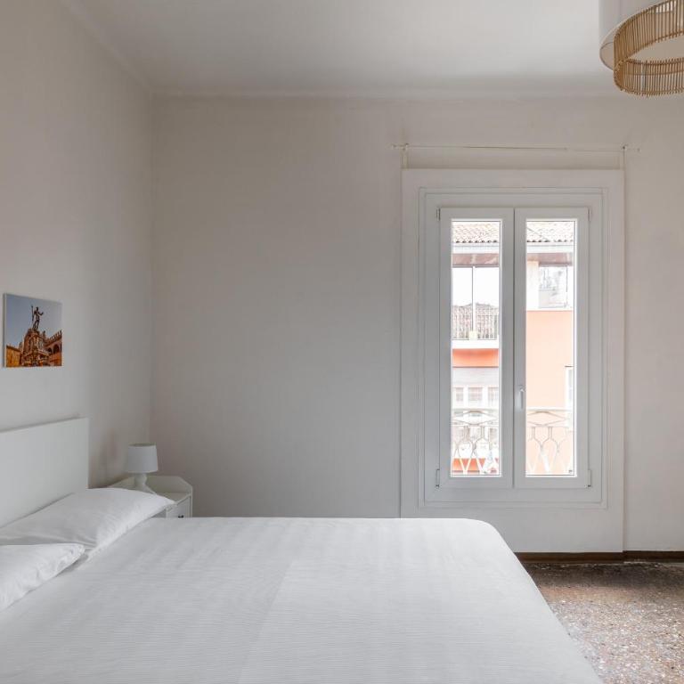 Alessandrini Apartment alla Finestrella by Wonderful Italy - Apartment - 9