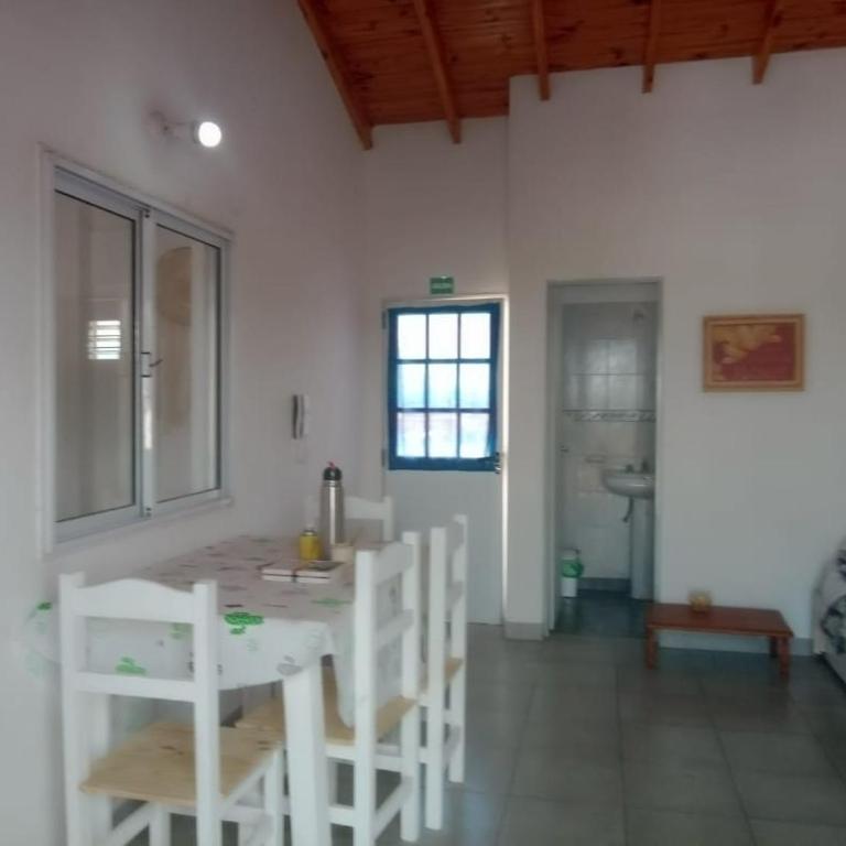 Alquilo depto 1 dorm en Zárate - Apartamento de 1 dormitorio - 8