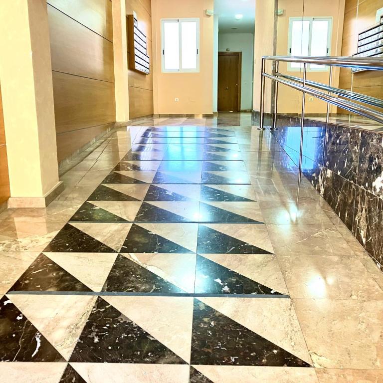 Adelfa - 2 hab, AA, parking gratis, junto Hospital - Standard Apartment - 29