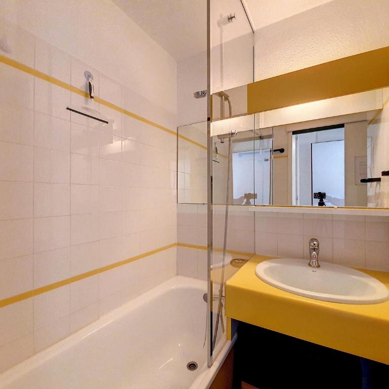 Studio fonctionnel proche pistes avec balcon - FR-1-344-957 - Monolocale - 10