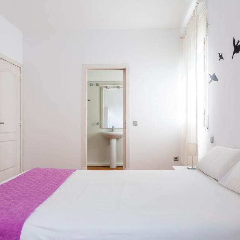 Monrooms Barcelona - Superior Double Room - 3