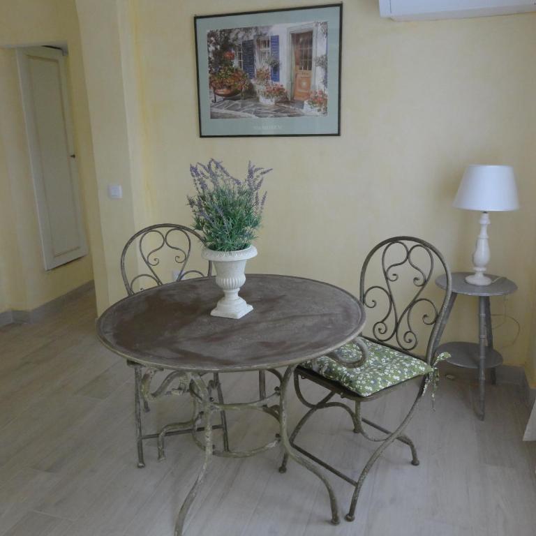 La Bastide de Claude - Appartement - Vue sur Jardin - 24