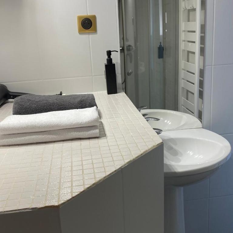 Marais joli deux pièces - Apartamento de 1 dormitorio - 6