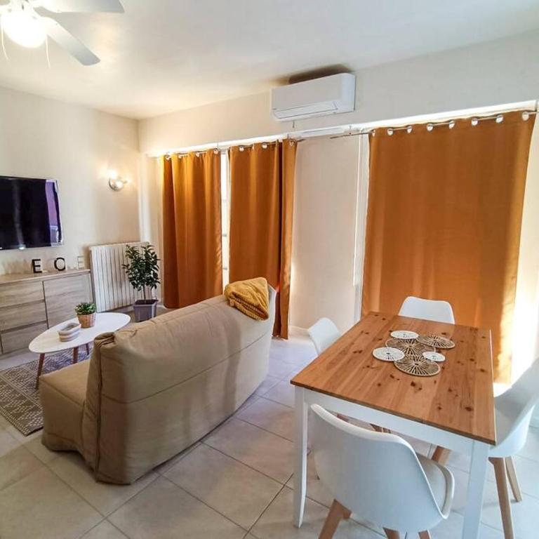 Proche centre & Proximité plage - One-Bedroom Apartment - 16