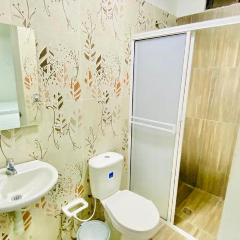 Hotel Villa Paraguay - Habitación Doble con baño privado - 2 camas - 3