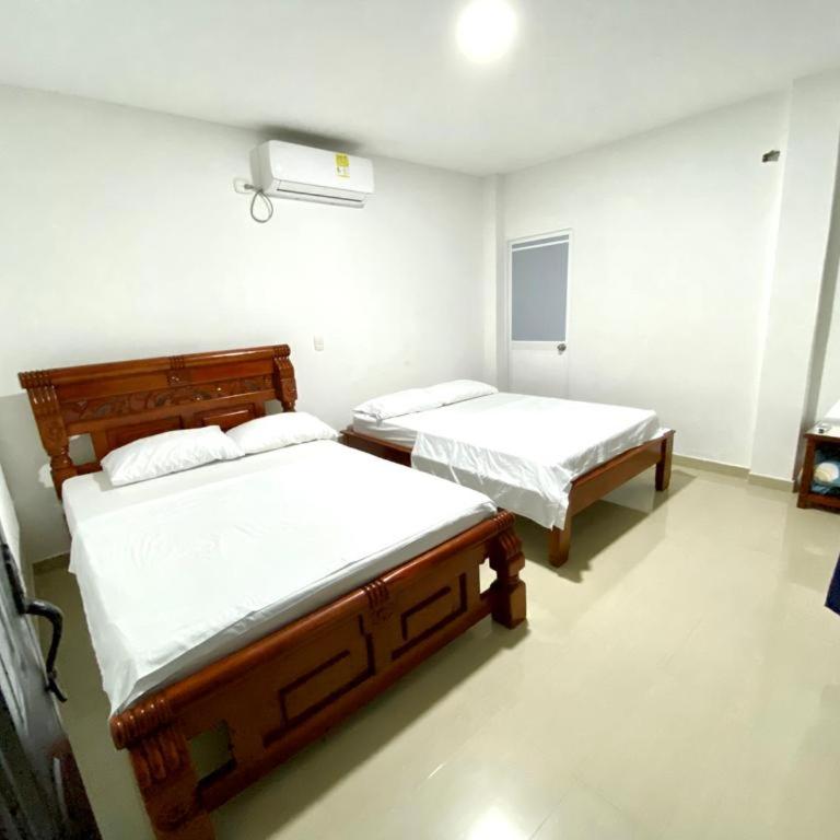 Hotel Villa Paraguay - Habitación Doble con baño privado - 2 camas - 1