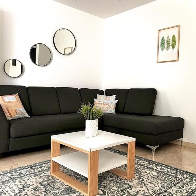 Condesa Residence Amsterdam C Stylish 1 Bedroom, 1 Bathroom Gem on Amsterdam Avenue - Apartment - 1