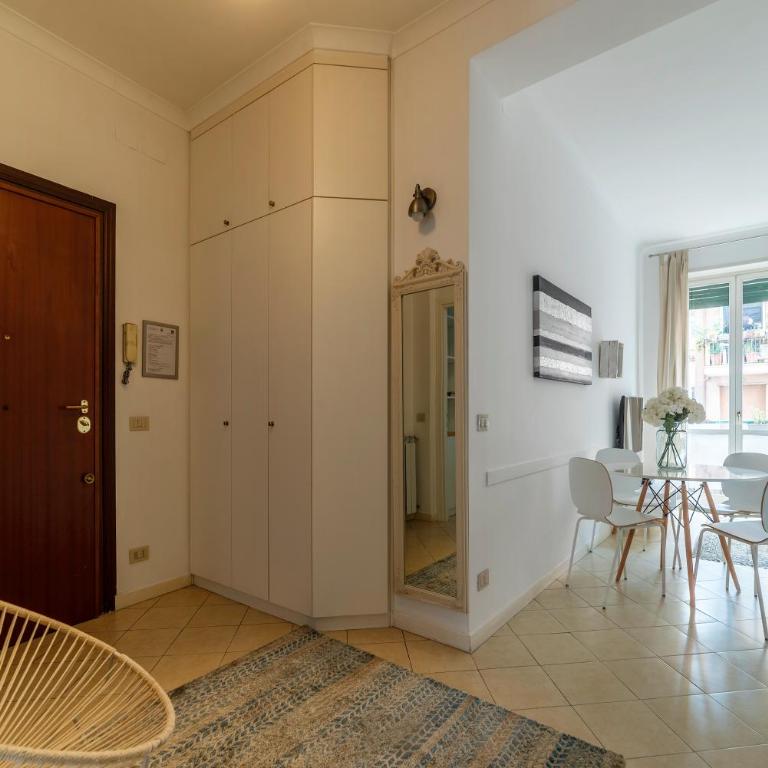 Vatican Corner Family Apartment - Apartment with Balcony - 46