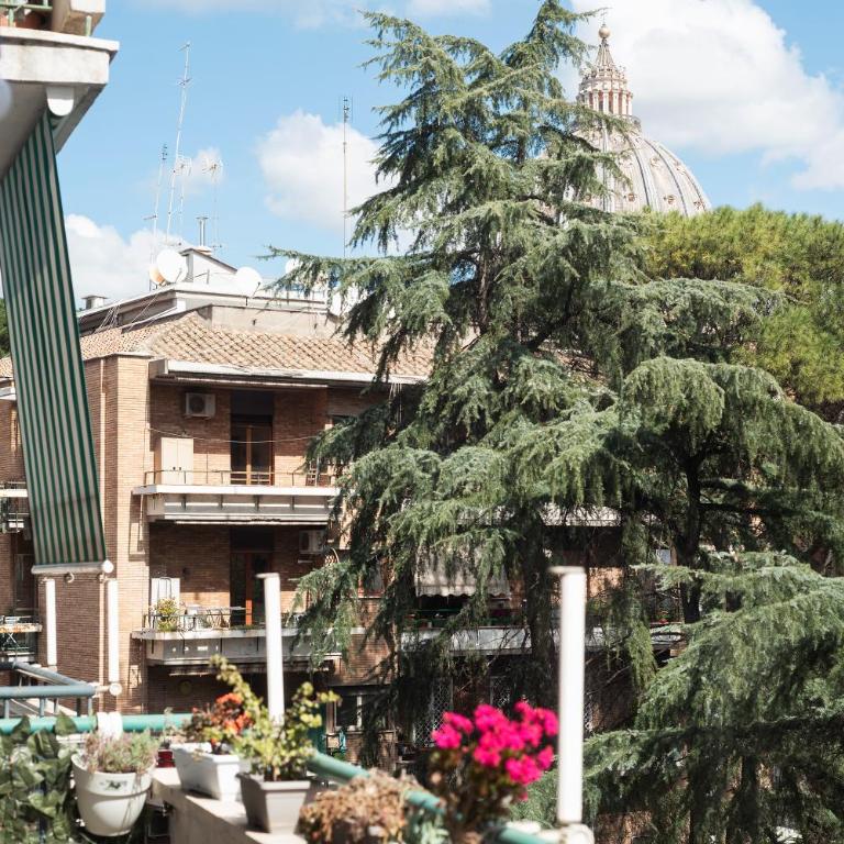 Vatican Corner Family Apartment - Apartment with Balcony - 52