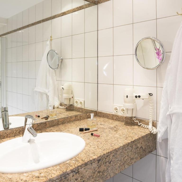 Hotel Schlicker - Großes Einzelzimmer - 2