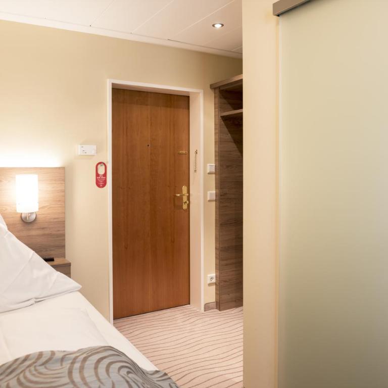 Hotel Schlicker - Einzelzimmer mit Klimaanlage - 3