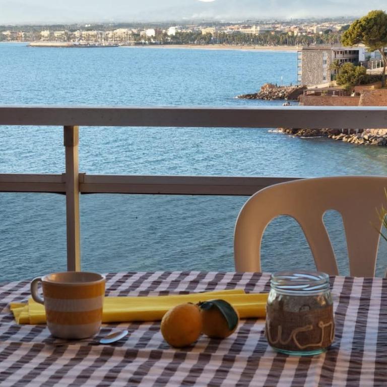 BAHIA MAR SALOU - One-Bedroom Apartment - 7
