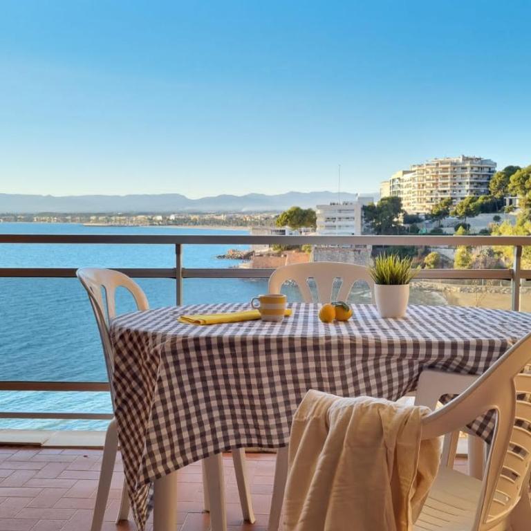 BAHIA MAR SALOU - One-Bedroom Apartment - 1