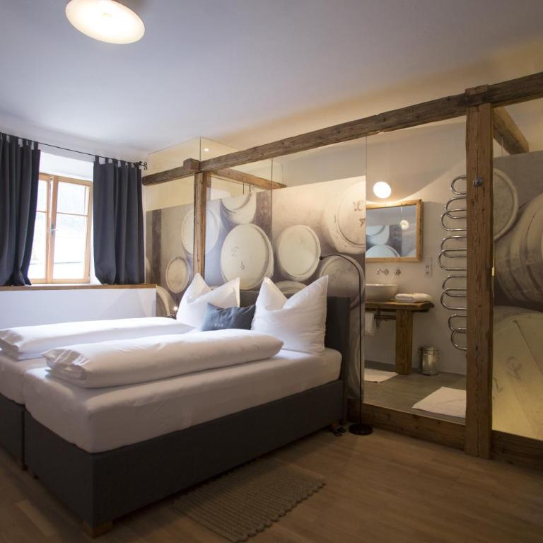 Hotel & Gourmetwirtshaus Kirchenwirt seit 1326 - Standard Doppelzimmer - 1