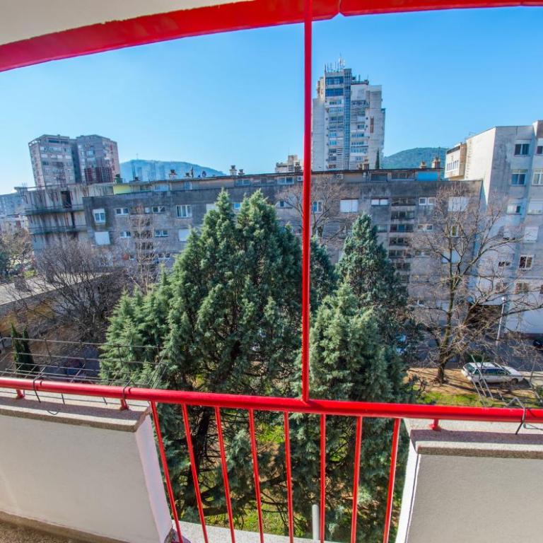 Elegant Avenue Escape - One-Bedroom Apartment - 8