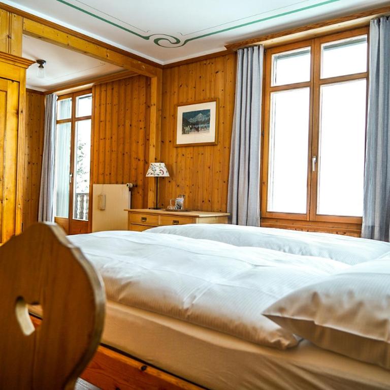 Hotel Fex - Deluxe Suite - 3