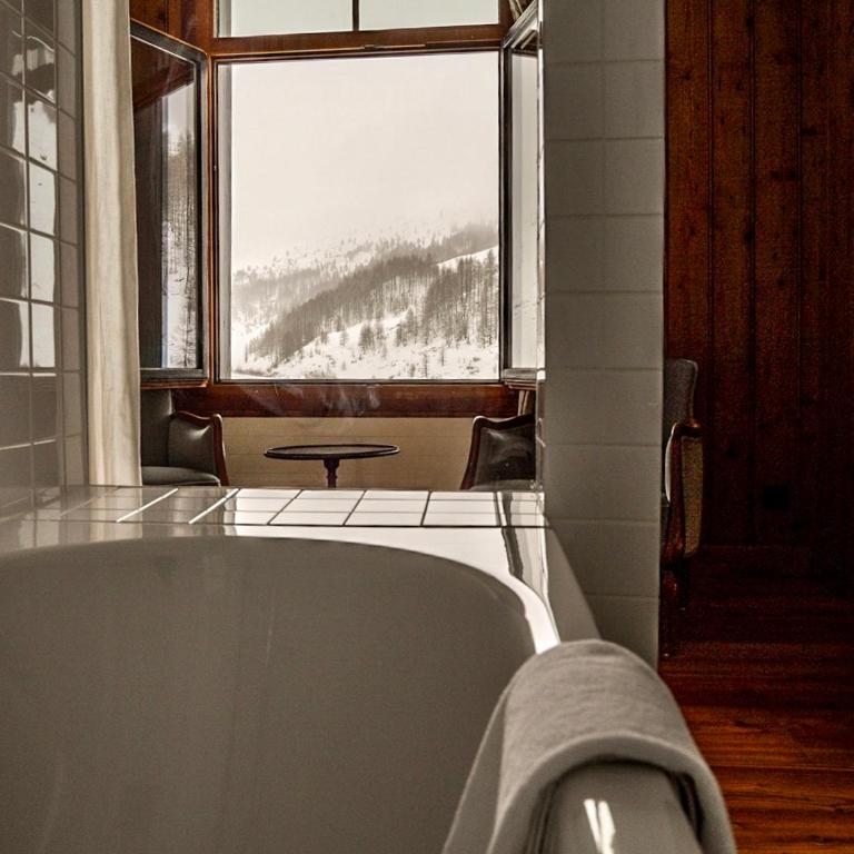 Hotel Fex - Deluxe Suite - 6